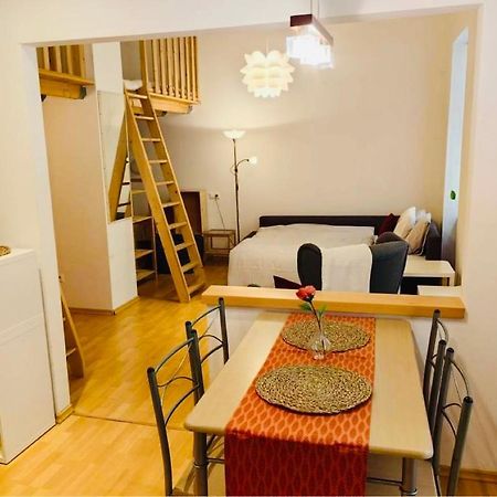 Downtown Apartment Bianca Bratislava Eksteriør bilde