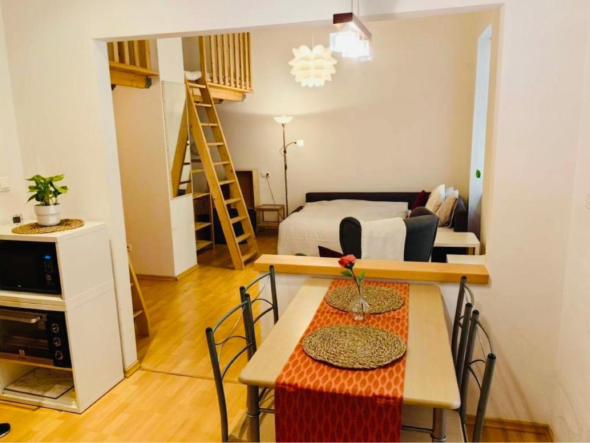 Downtown Apartment Bianca Bratislava Eksteriør bilde